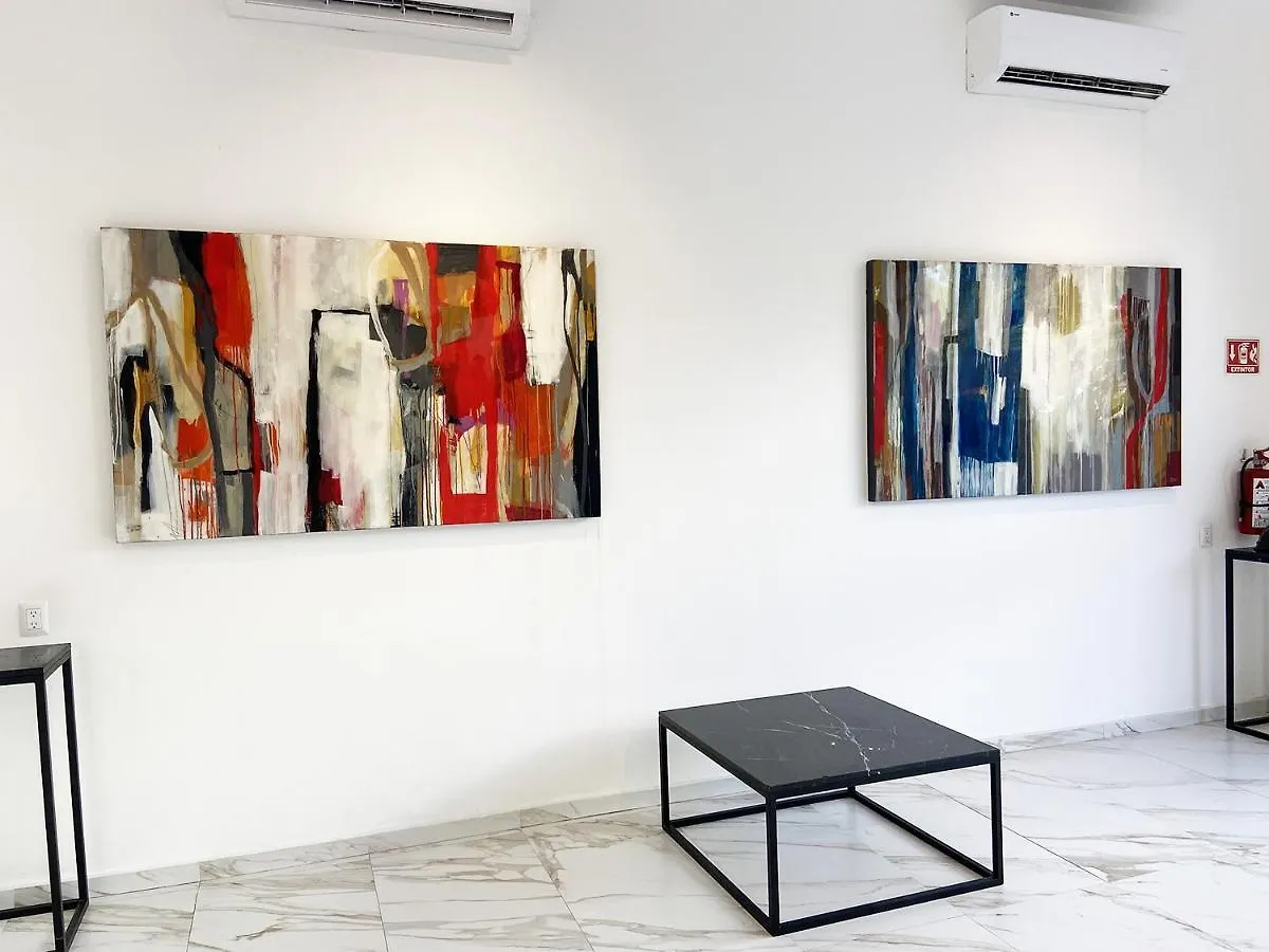 Studio W/Rooftop Pool Only 2 Mins From The Beach بلايا ديل كارمن شقة