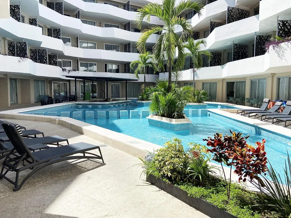 شقة Studio W/Rooftop Pool Only 2 Mins From The Beach بلايا ديل كارمن المكسيك